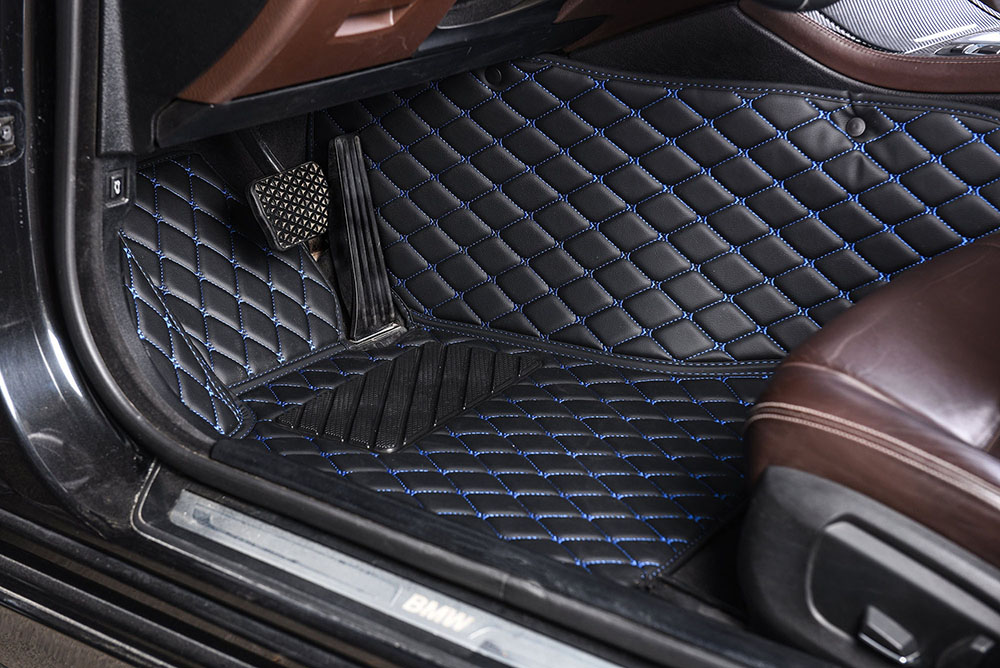 Black and Blue Stitching Luxury Leather Diamond Car Mats Factory Outlet